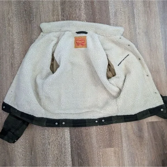 Levis Men's Green Buffalo Plaid Sherpa Jacket Sz Small - Picture 3 of 10